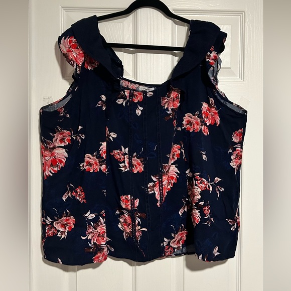 Maurices summer top, navy with floral, size 3x - Picture 1 of 6